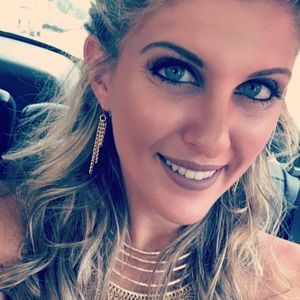 Meet your Posher, Alexa